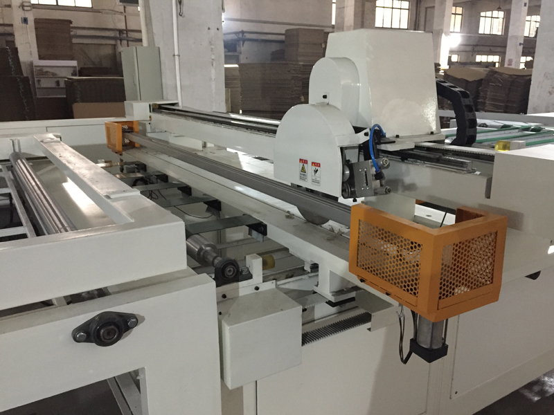 Details von High Speed Honeycomb Paper Board Machine